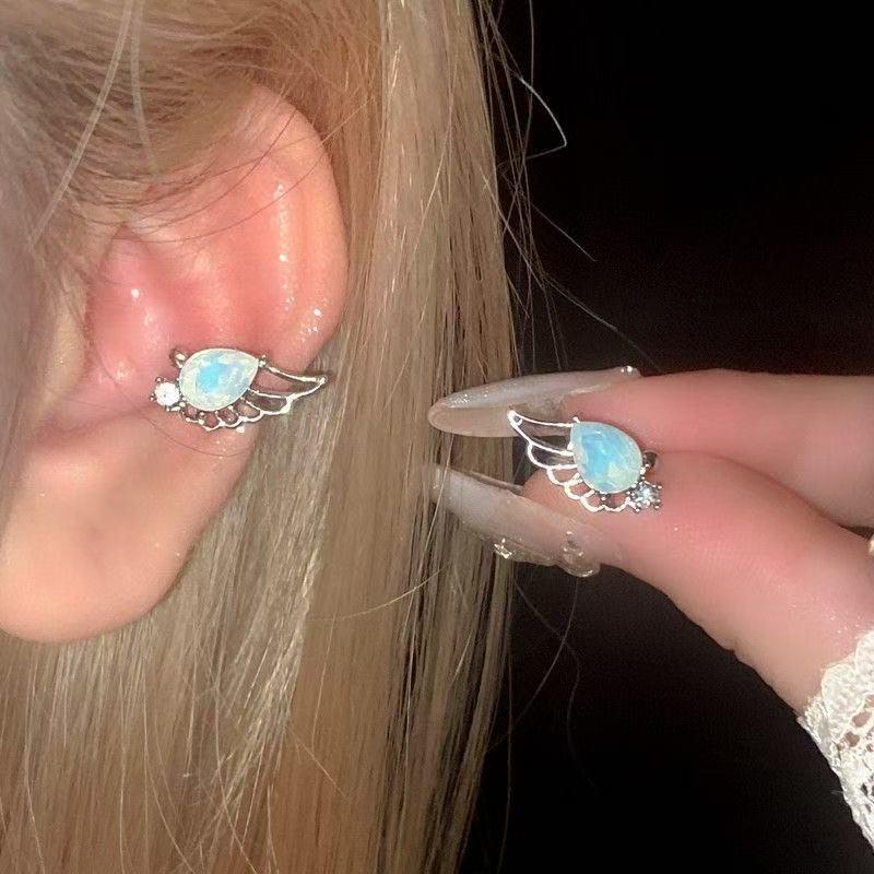 Zircon Wing Ear Clips for Women Without Pierced Ears New Style Ear Cartilage Clips Understated Luxury Niche Earrings