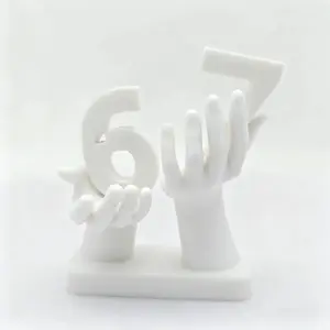 Creative Hand Shape Decorative Figurine, Holding Number 67 Design, 3D Printed Home Decoration, Collectible Home Decor, Desk Ornament, Desktop Statue, Perfect Gift, Decoration Items, Figurines Decor