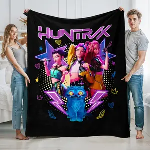 1pc cartoon HUNTRX women's POP combination pattern soft and comfortable flannel blanket - ultra-comfortable, warm, lightweight, suitable for adults, ideal for home use, picnics, travel, and outdoor adventures