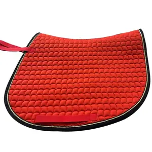 Horse Saddle Cloth with Small Wave-check Quilting. An Attractive Quality Saddle Cloth in the Starter Price Class. Inherently Stable Poly Foam Inlay. Horse Saddle Pad, Show jumping Saddle Pad.