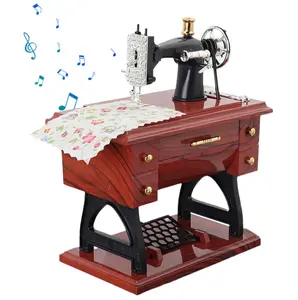 Vintage Sewing Machine Design Music Box, Retro Sewing Machine Music Box, Clockwork Vintage Music Box, Desktop Decorative Ornament for Home Living Room Bedroom Office, Fun Ornaments, Home Decor Item