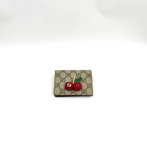 Pre-owned GUCCI AS SHOWN Clutches & Wristlets HZ 2162 wallet 26.03.13