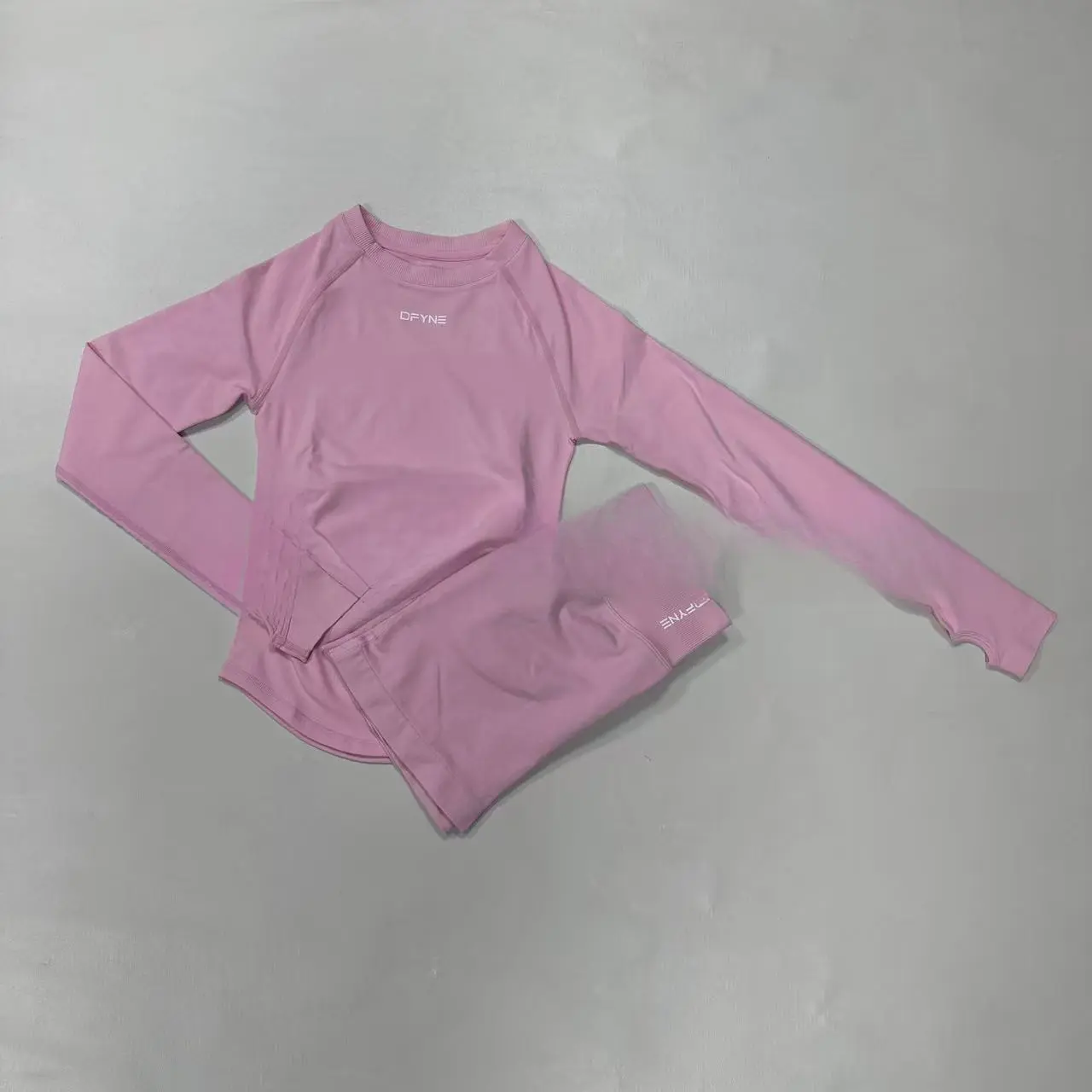 DFYNE Seamless Slim Fit Workout Long Sleeve| Matte Nylon Gym Top, Ultra-Stretch Raglan Sleeve Running Tee for Women