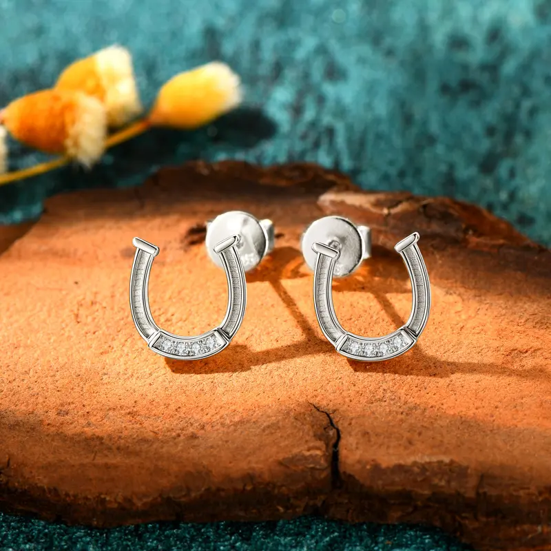 Horseshoe earrings [K white gold]