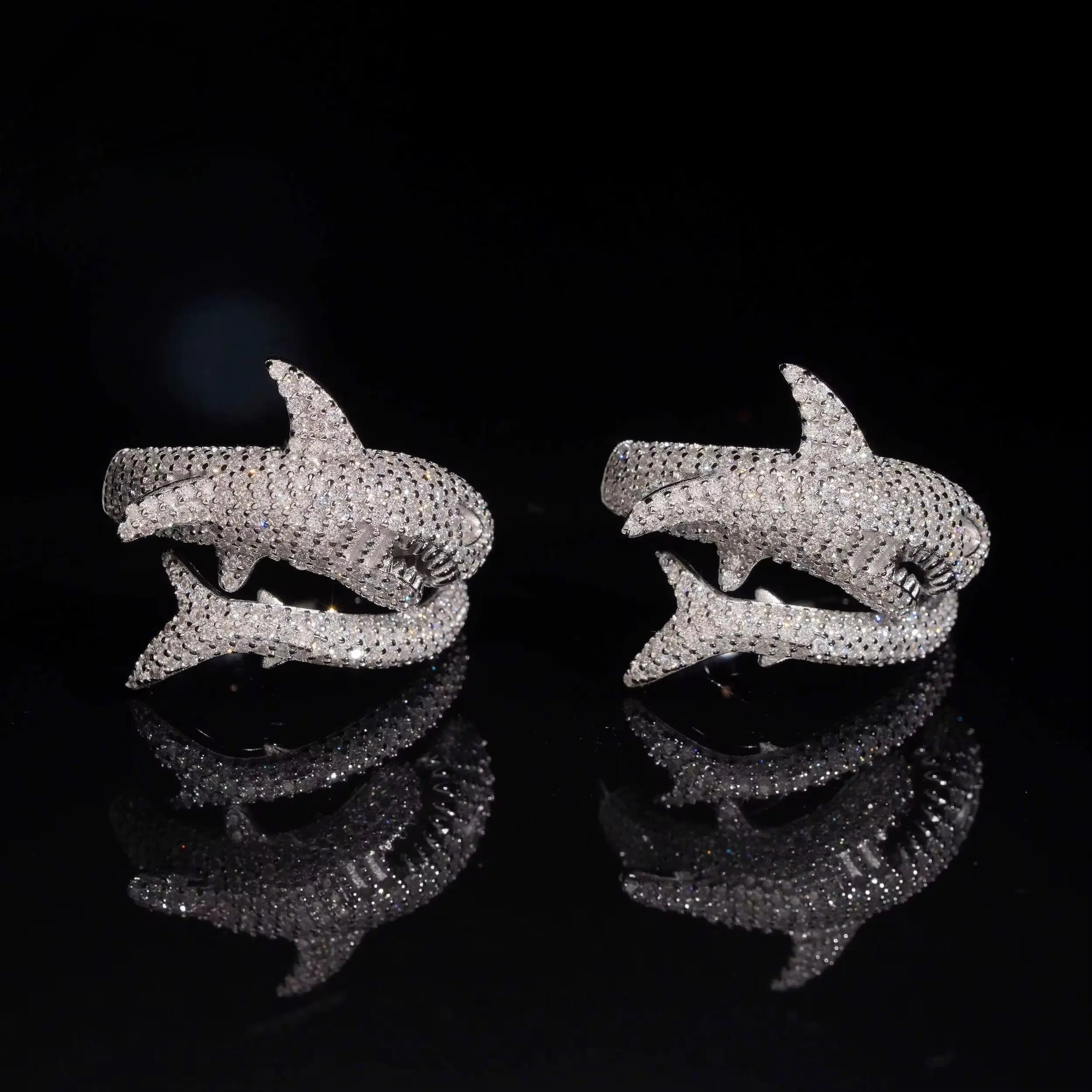 Shark Ring — Moissanite, 925 Silver