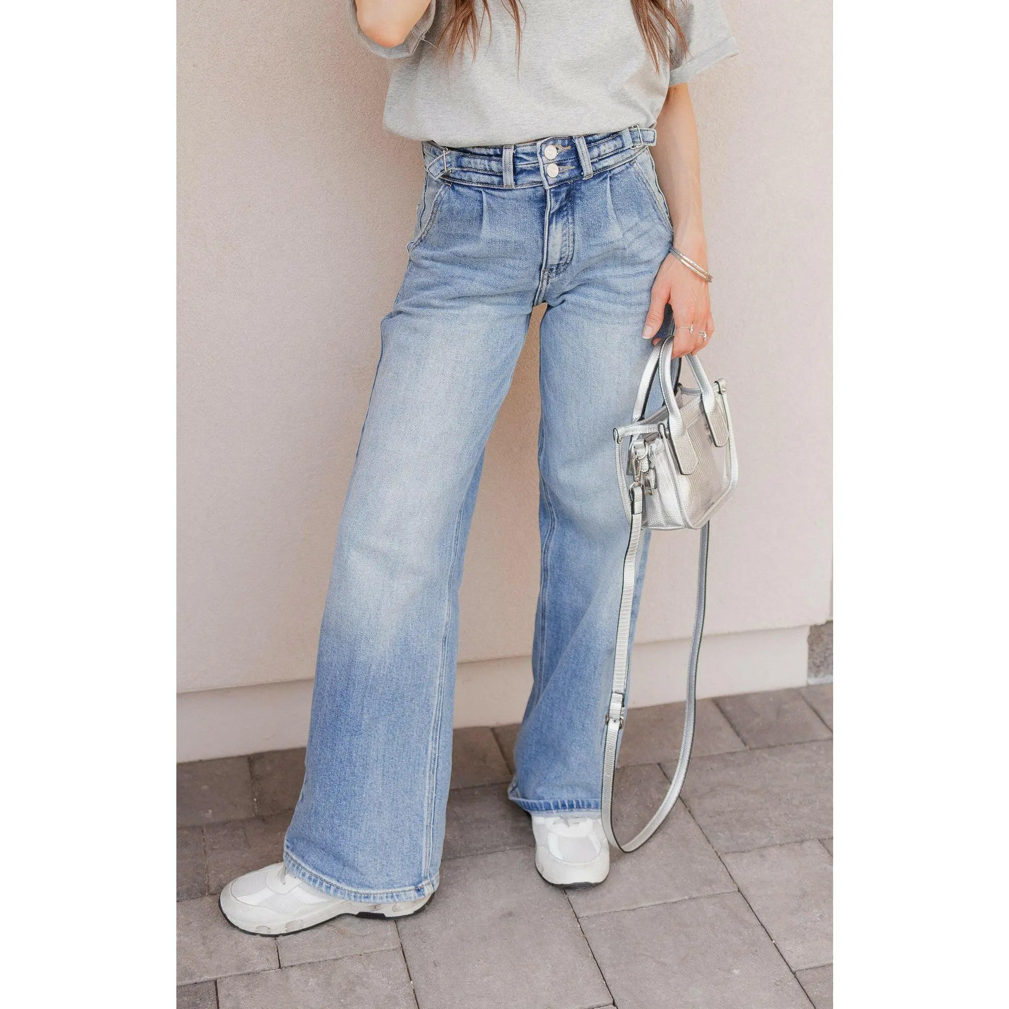 Kancan Women's High Rise Wide Leg Jeans, Casual High Waist Pants in Soft Comfort Stretch Cotton Denim with a Polished Finish