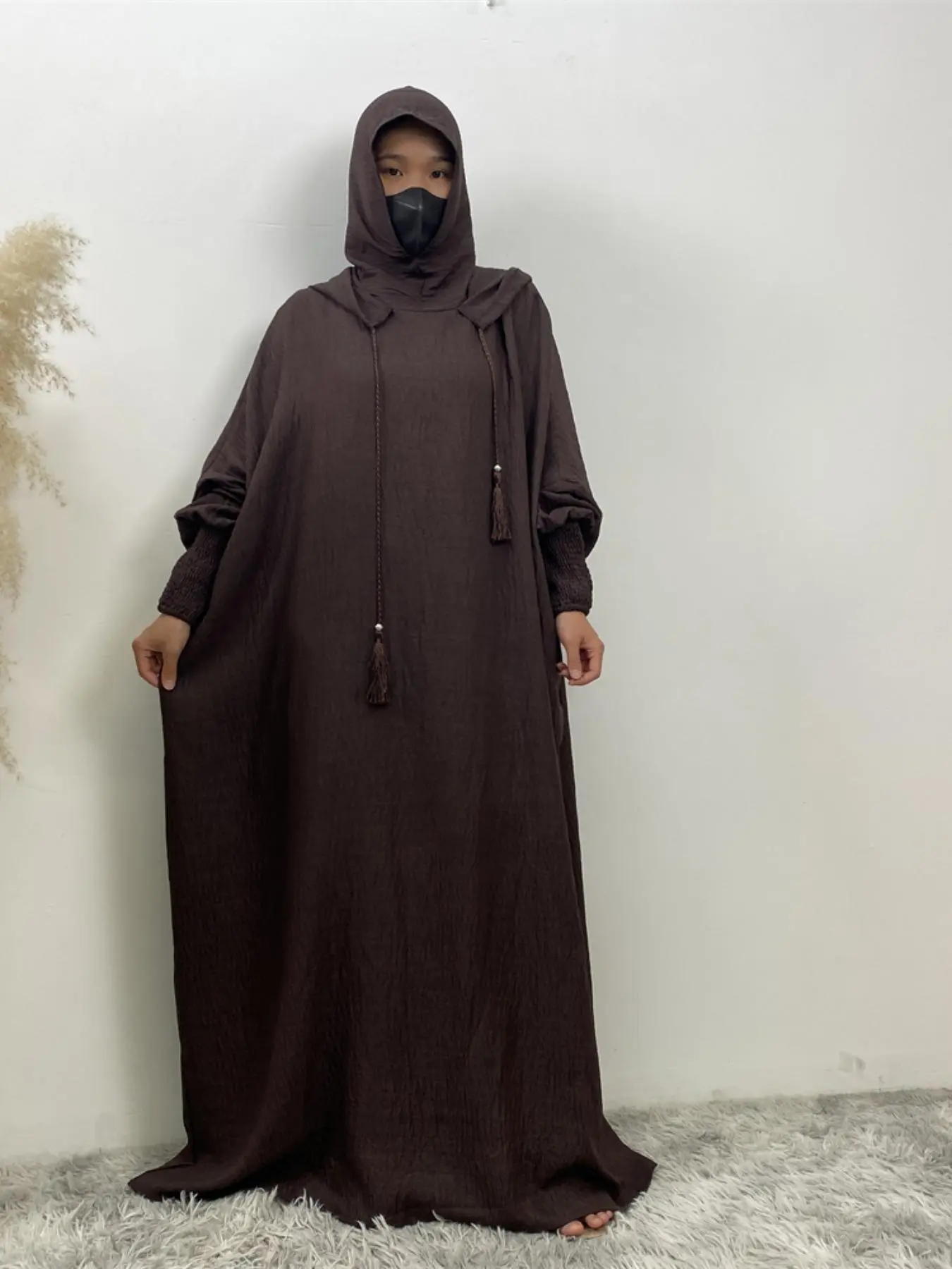 Women's Solid Color Batwing Sleeve Drawstring Hooded Dress, Casual Shirred Cuff Long Sleeve Hooded Dress for Spring & Fall, Women's Islamic Clothing for Daily Wear, Batwing Tunic, Modest Clothes