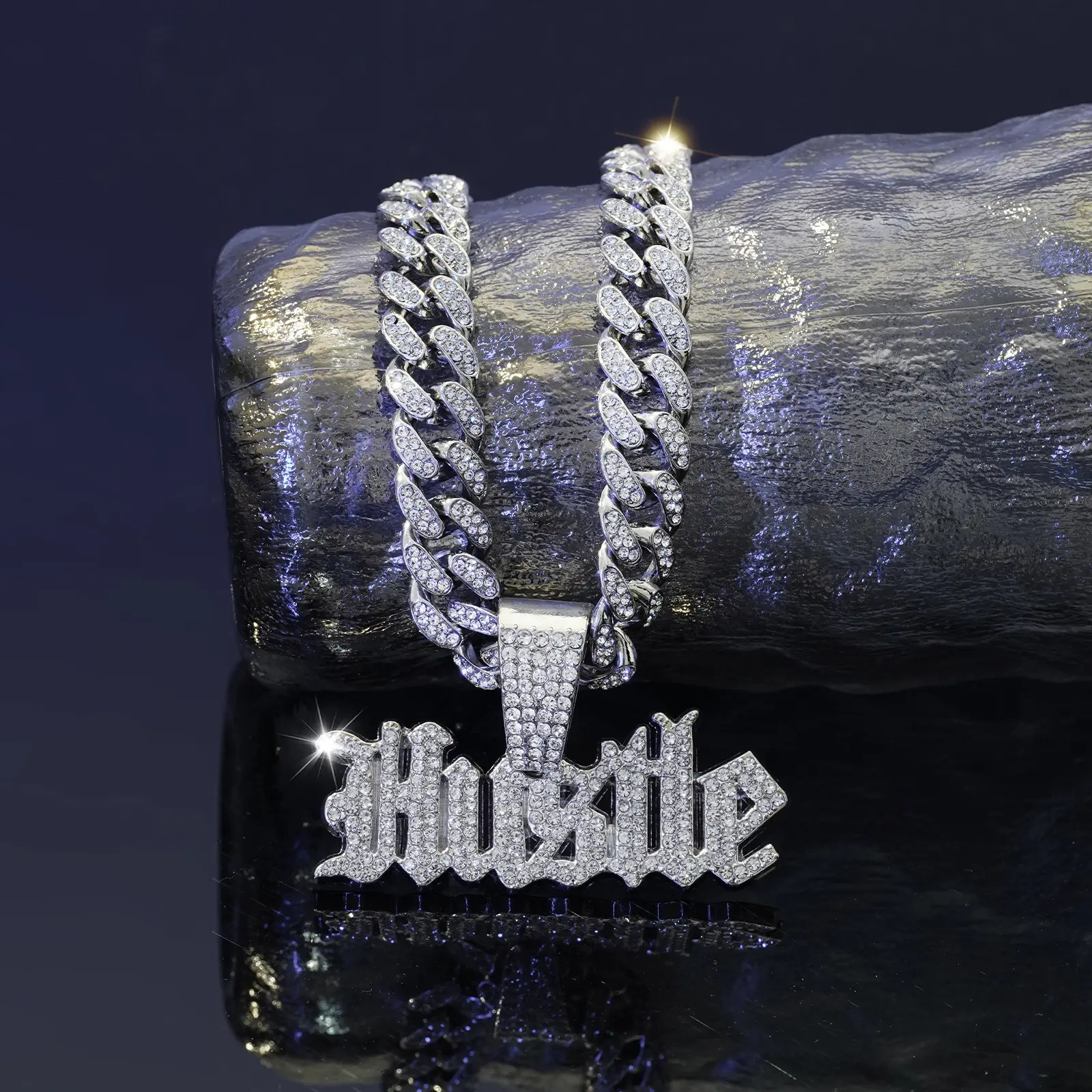 Block Letter Pendant Necklaces, Hip Hop Style 'HUSTLE' Iced Cuban Chain in Zinc Alloy, Unisex Jewelry for Daily Wear, Hip Hop Style Necklaces