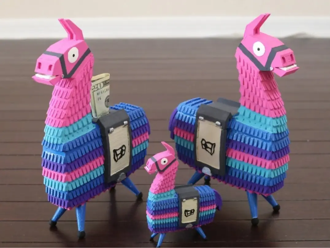 Fortnite Loot Llama 3D Printed Piggy Bank/Figurine Decor Decoration