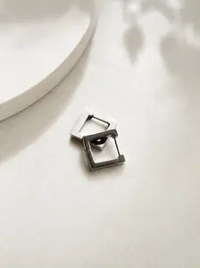 SIA SQUARE HOOPS IN WHITE GOLD (18K GOLD PLATED & WATERPROOF)