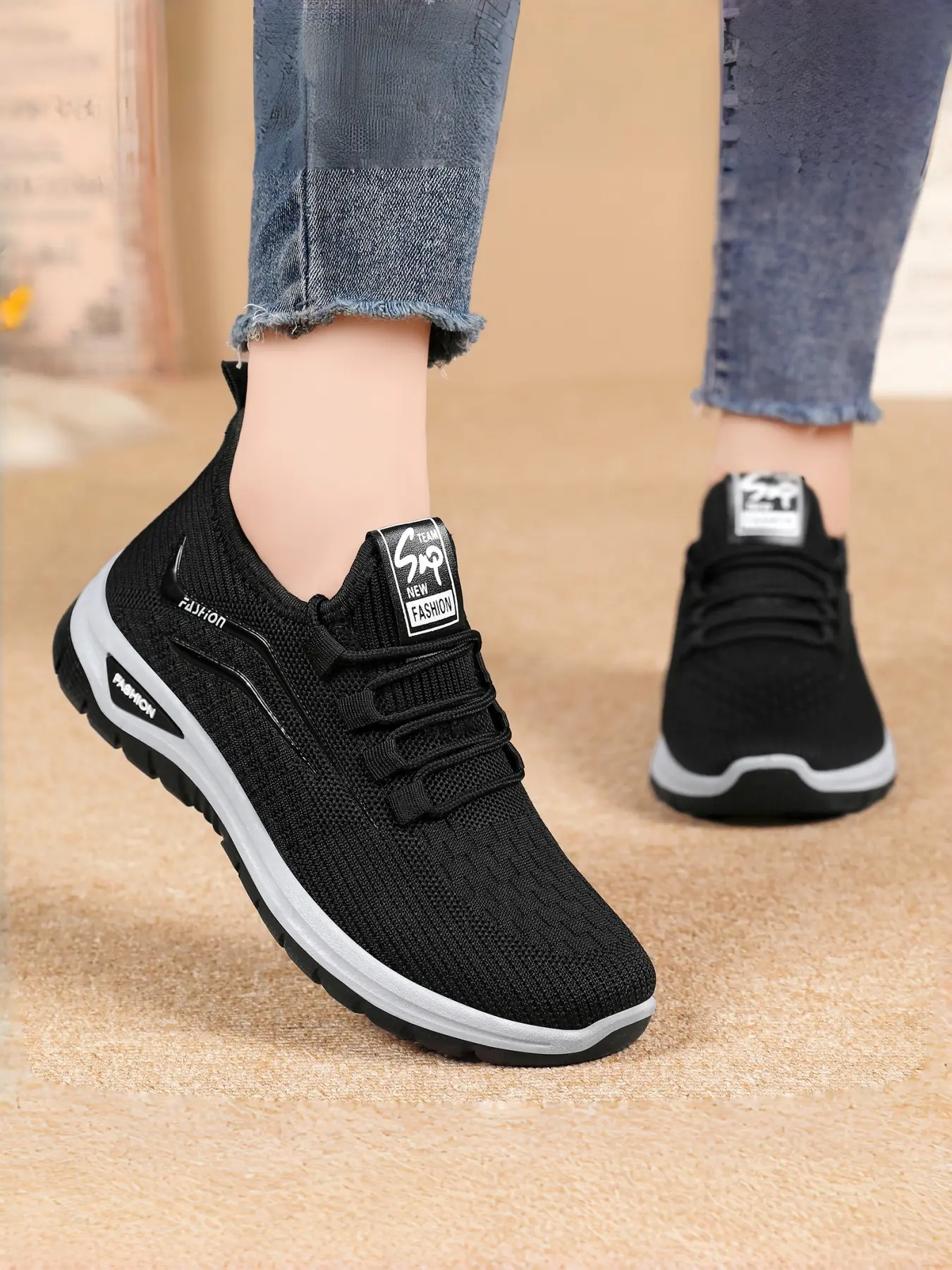 Winter Thermal Shoes for Women | Thick Fleece-Lined Lace-Up Boots | Outdoor Water-Resistant Ankle Boots Footwear Rubber Walking Shoes Sneaker Sports Shoes