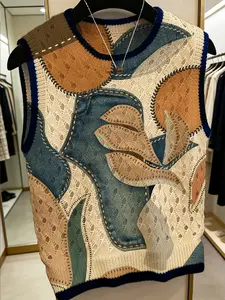 Women's Patchwork Color Block Floral Knit Vest Top, Round Neck Sleeveless Loose-Fitting Casual Outerwear, Breathable Spring Summer Fashion