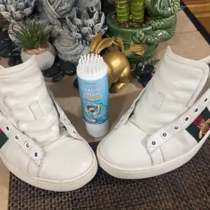 Shoe cleaning brush, waterless foam shoe cleaner with shoe brush, white shoe cleaner, multi-functional leather cleaner, ideal choice for sports shoe care, footwear, full grain leather and rubber,Household Cleaners,stock up on specials