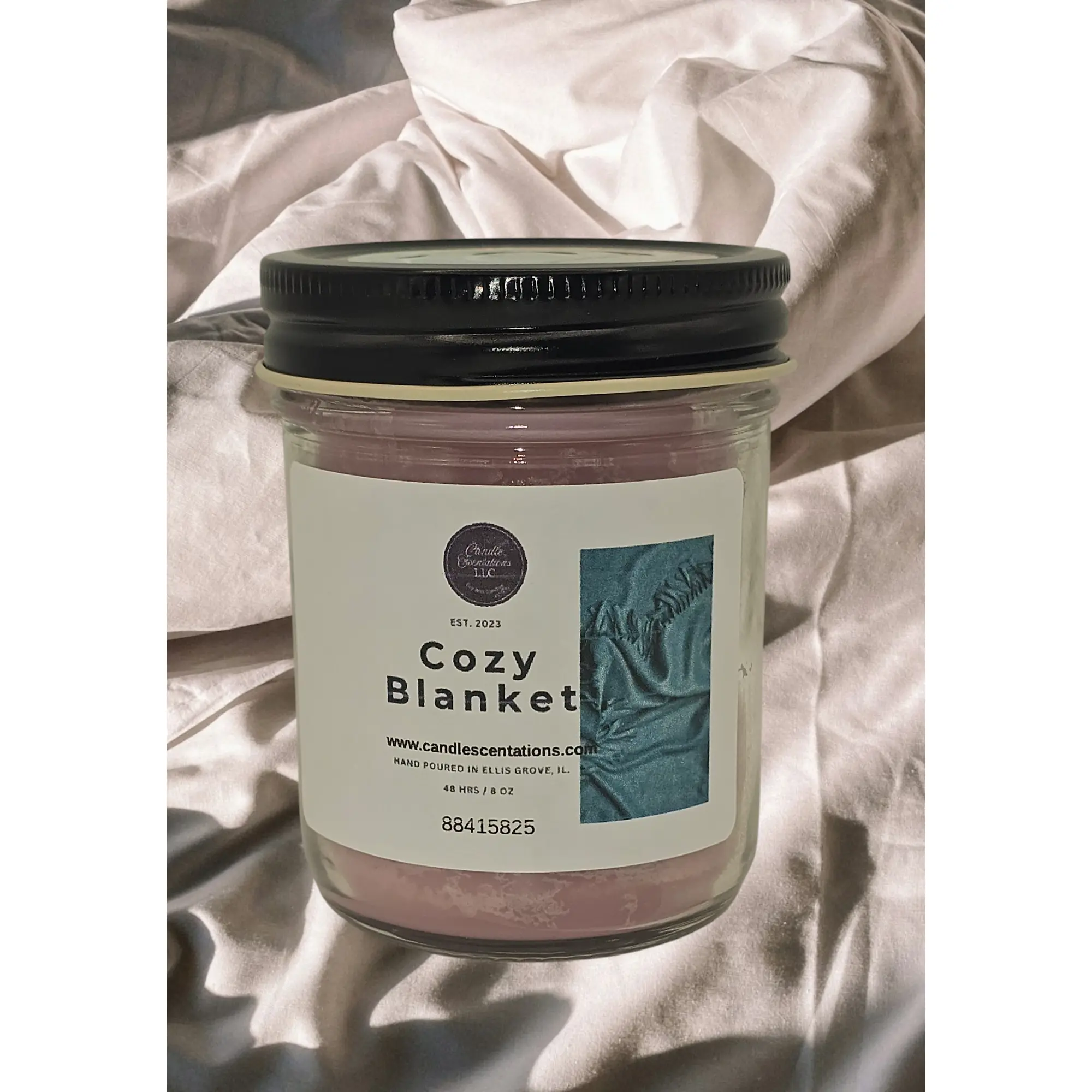 Cozy Blanket 8oz Candle - Scented Vanilla & Creamy Aroma - Decorative Candle for Freshening Spaces