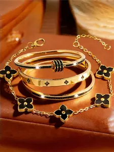 4-piece stainless steel bracelet set, with a delicate stacking design, wear-resistant and washable, suitable for festivals and family dinners, an ideal gift for her