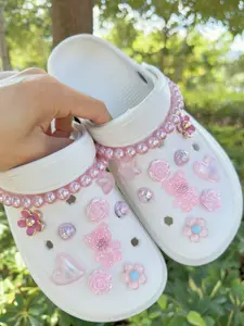 20pcs Bear Pearl Chain Set, Rose Heart Flower Star DIY Detachable Decorations, Bling Shoe Charms, Suitable for Sandals Clogs Garden Shoes Beach Shoes