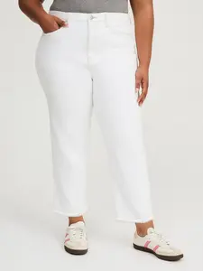 Plus Size Elastic Washed Casual Style Denim Jeans for Women, Fitted Straight Leg Nine-Quarter Pants, All Seasons Wearable