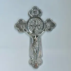 Nuestro Señor Jesucristo en la Cruz con Medalla de San Benito Diseño para Pared 18" X 12" Hecho en México Pewter Pulido