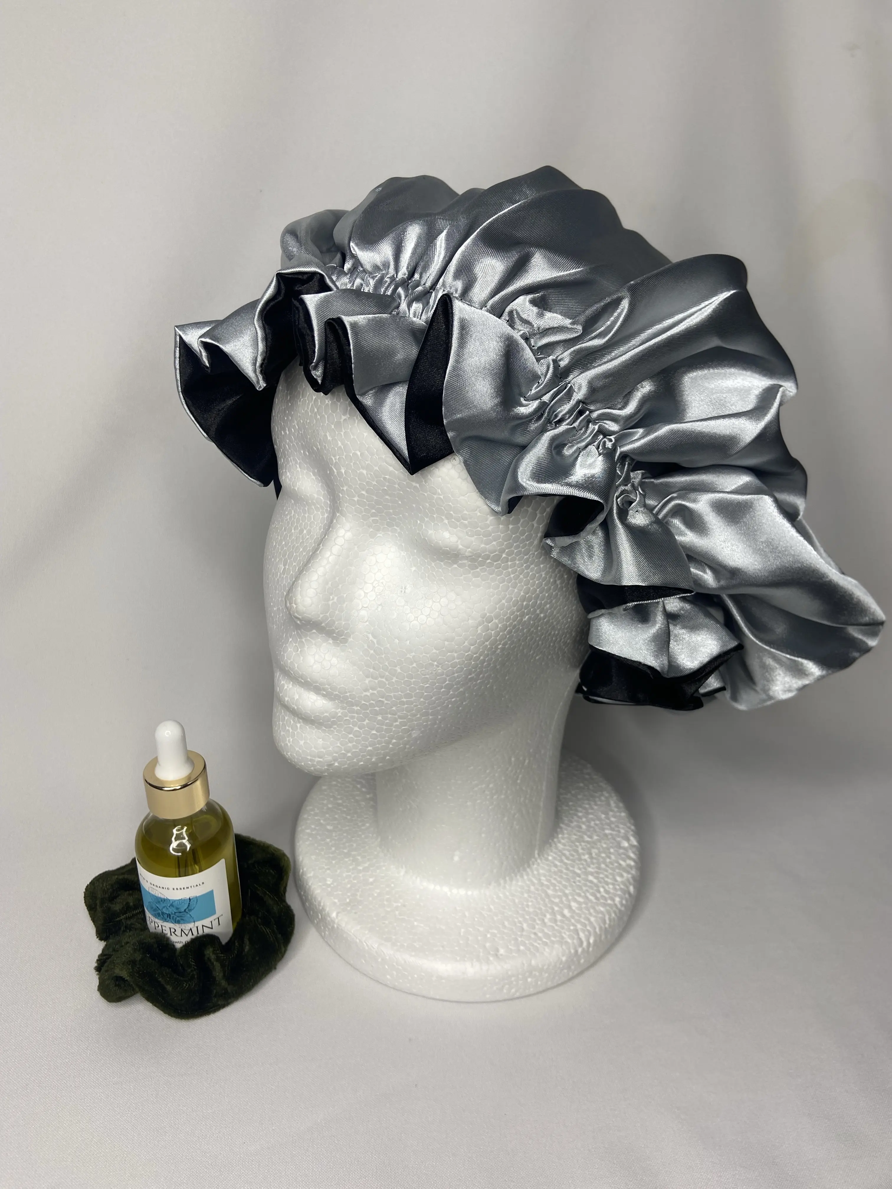 Silver Luxe Reversible Satin Bonnet Set