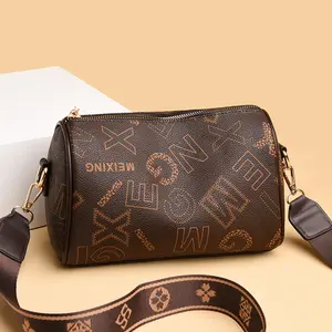 Crossbody Bag Small Shoulder Purse for Women  Design with Adjustable Strap and Zipper Closure