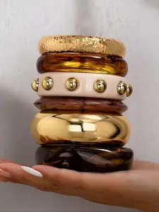 6 Pc Chunky Resin Cuff Bangle Bracelet Women Stacked Chunky Wheels Bangles Set , Brown Color Acrylic Bracelet Arm Band , Basic Design Bracelets Jewelry for Daily Wear, Trendy Stack Bangle