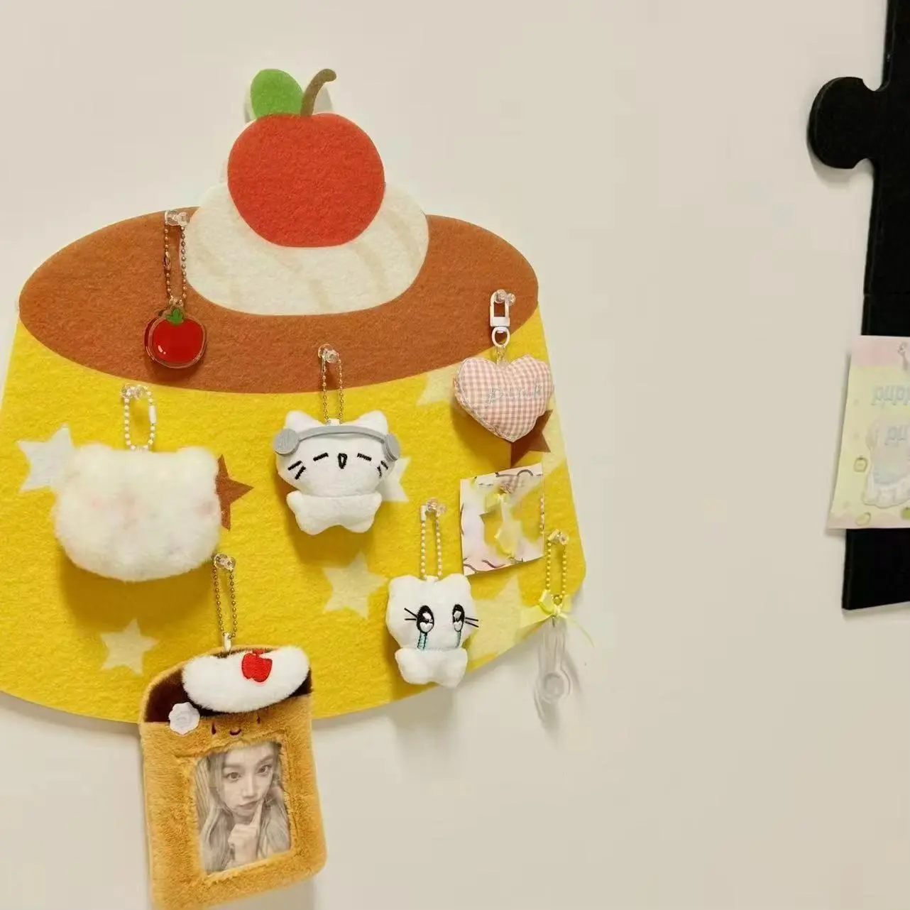New Pudding Egg Pine Cartoon Felt Cork Board Photo Message Board Wall Dormitory Punch-free Wall Room Decoration Cute Gift 2025