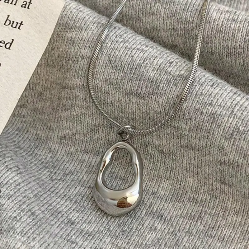 French Style Simple Daily Commute Versatile Asymmetrical Hollow Water Drop Pendant Stainless Steel Necklace, Dainty Necklaces, Unisex Fashion Design Jewelry, Dainty Fashion Jewelry