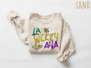 Retro La Weezy Ana Mardi Gras Sweatshirt, Louisiana Mardi Grass, Funny Mardi Gras Shirt, Trendy Shirt