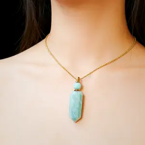 Crystal Aromatherapy Necklace – Essential Oil Diffuser Jewelry