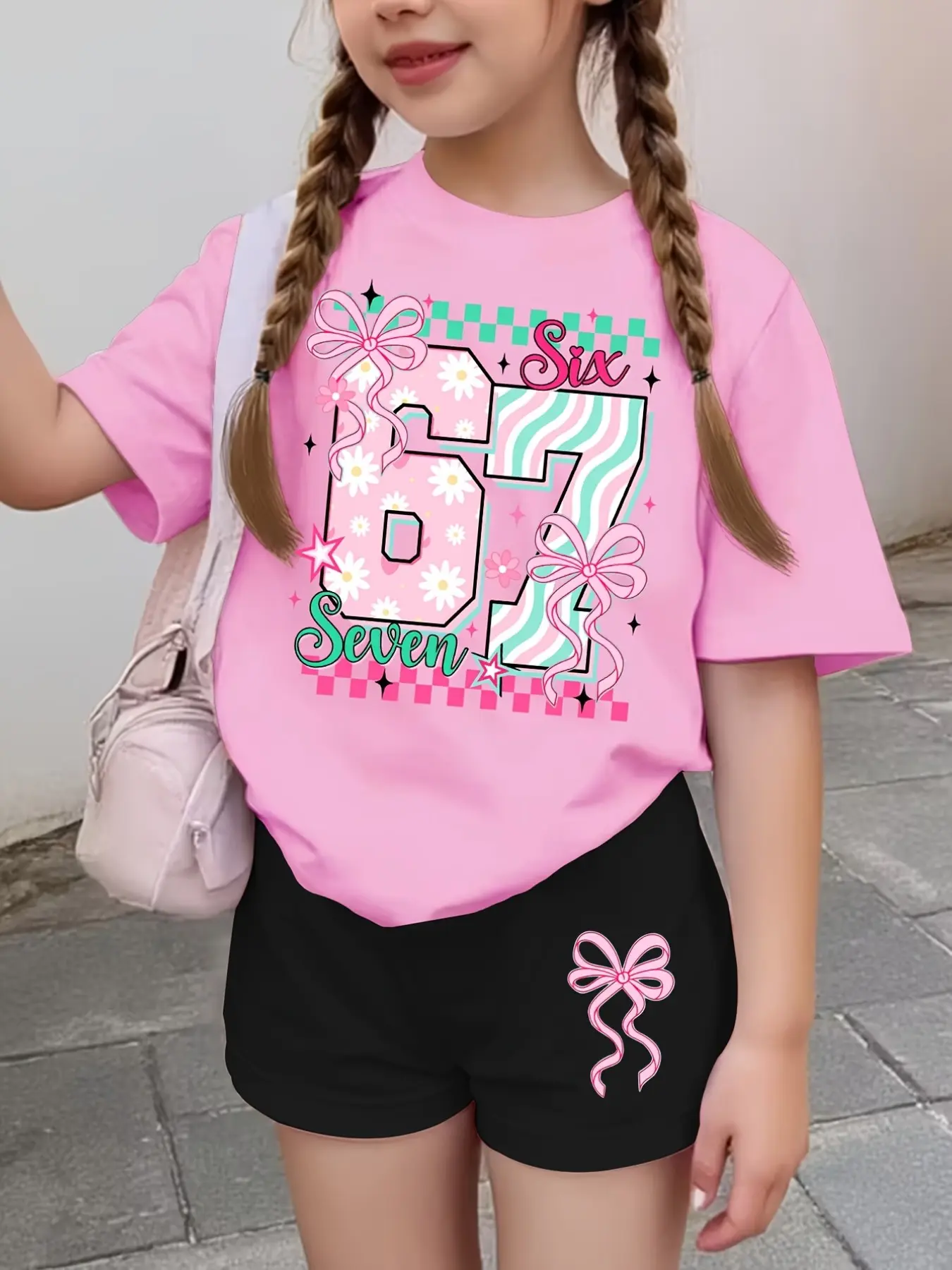 Girls' Summer Printed Short Sleeve Tee Set, Casual Fashion Cartoon Number Pattern, Loose-Fitting Capri Shorts, Two-Piece Summer Clothing Set, Summer Clothes Set