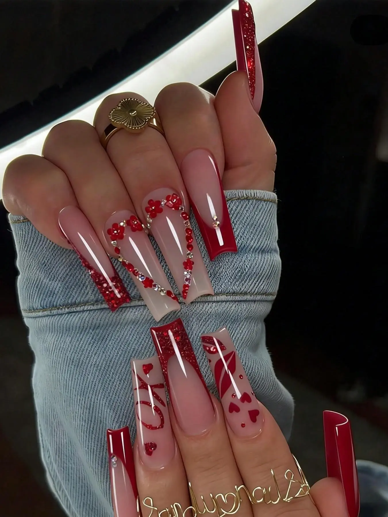 Valentine's Day Acrylic Nail Stickers Set, Square Glitter Nails with Heart Design, Y2K Style Glossy Fake Nails for Women and Girls, Heart Shaped Rhinestone, Rhinestone Embellished