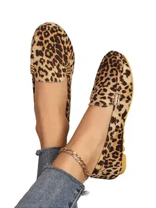 Women's Casual Slip-On Loafers, All-Season Comfortable Walking Shoes, Lightweight Breathable Design, Perfect for Daily Wear