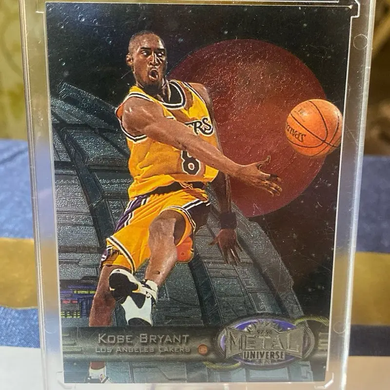 97’ skybox fleet metal universe Kobe Bryant #81 card 97’ skybox fleet metal universe Kobe Bryant #81 card
