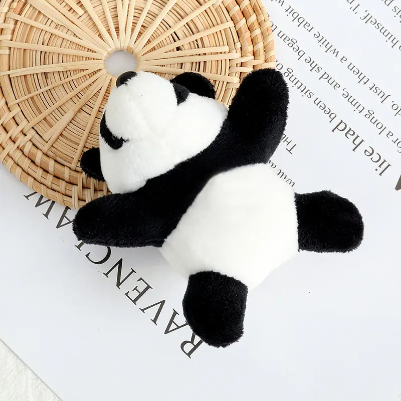 Small panda without brooch