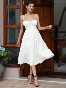 Women's Summer Casual Mini Halter Sleeveless Dress, Ruched Design, Backless, Tie Bow Detail, Flounce Hem, Perfect for Daily Wear and Dates, Fashionable and Comfortable