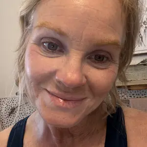 Product Review of [medicube] Affordable Glass Glow Skincare Set | Includes 8 products for Gentle Skin Glow Routine from L**3