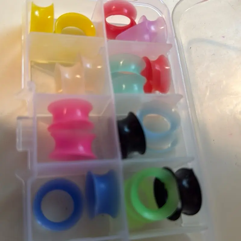 Soft silicone ear tunnels/gauges 10 pairs