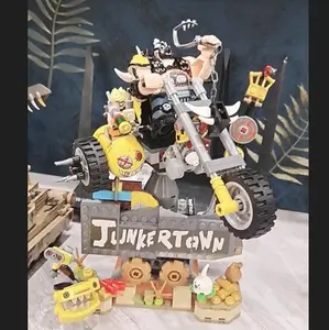 Death Overwatch Junkrat Roadhog assembly building block toys loved by children.