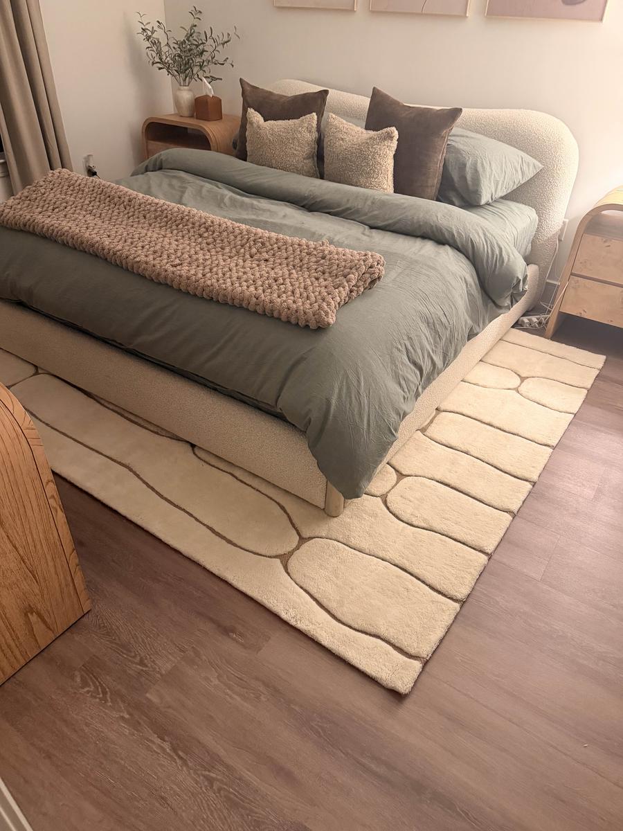 Item: Cream, Rectangle, 8' x 10'