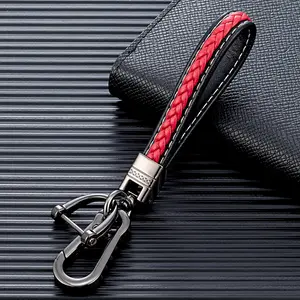 Luxury Leather Men Keychain Black Clasp Creative DIY Keyring Holder Car Key Chain For Men Jewelry Gift