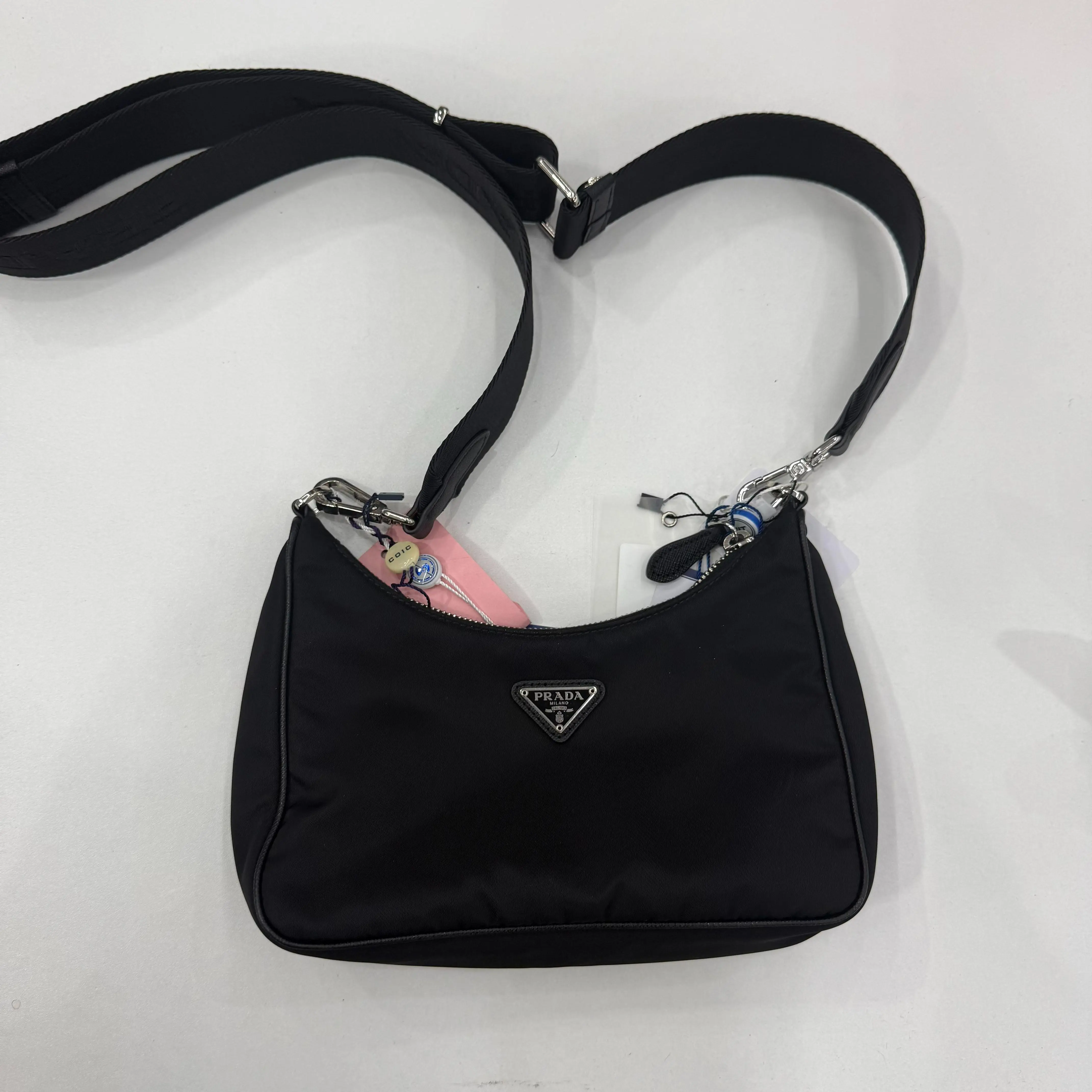 Pre-owned PRADA Pre‑owned, 100% authentic Minimalist Black Nylon Hobo（lack of a babybag） Casual Daily‑use Purse