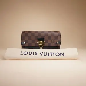 Pre-owned Louis Vuitton Coated Canvas Crossbody Bags Vavin Wallet On Chain NM Damier with Leather Crossbody Bag