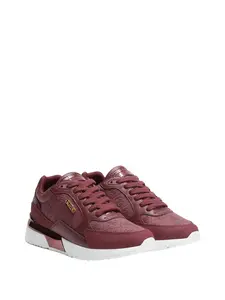 GUESS Female Moxea Quattro G Sneakers