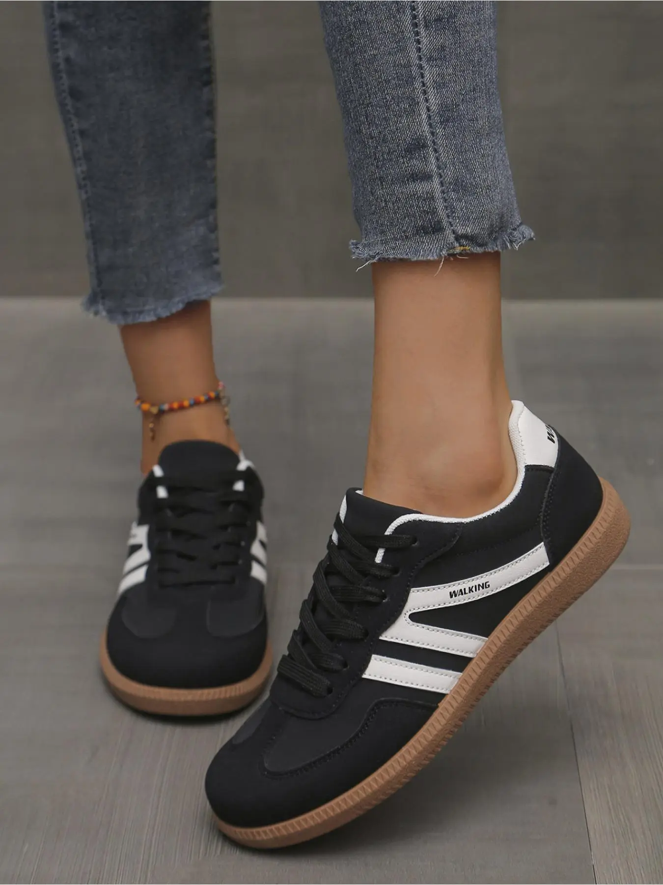 Women's Lace Up Low Top Sneakers, Casual Comfortable Breathable Sports Running Shoes, All-match Basic Shoes for Daily Wear, Athletic Running Shoes, Walking Running Shoes, Athletic Running Trainers