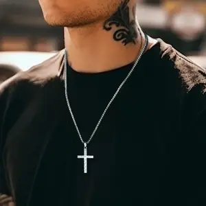 FaithHeart American Flag Patriotic for Unisex Cross Necklace Stainless Steel