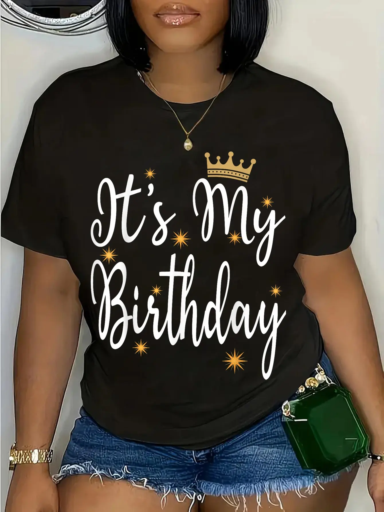 Women's 100% Cotton Short-Sleeve Round Neck Casual Everyday Graphic T-Shirt - Birthday Squad Party Theme, Shortsleeve, Lady, Vintage, Birthday-Themed Women's T-Shirts, Streetwear