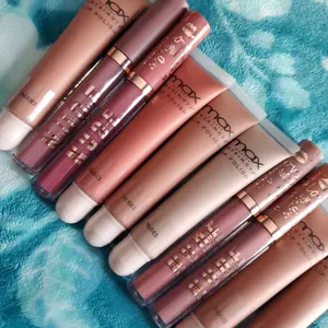 1 Nude lipgloss