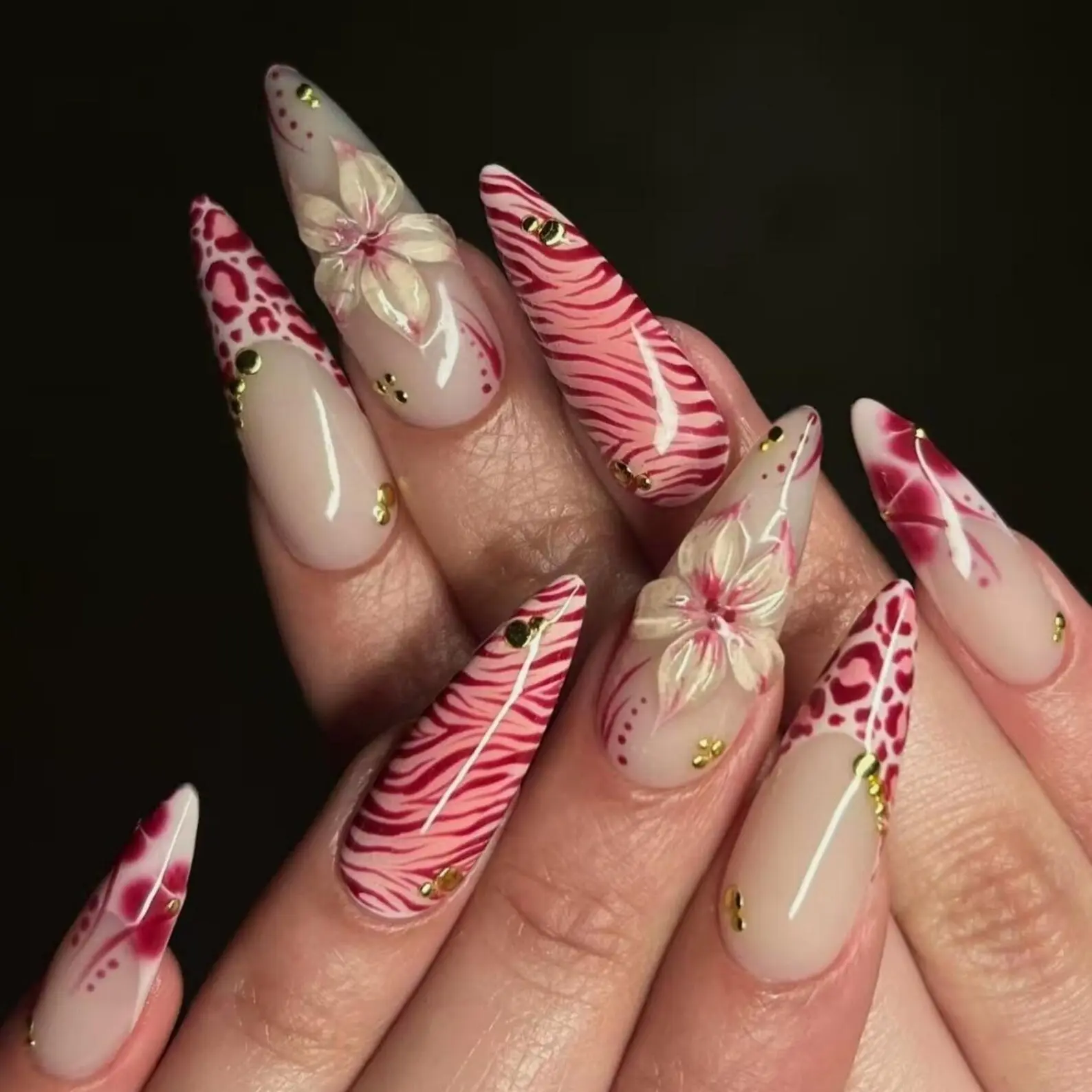 Wedding Nails, 3D Flower Handmade Press On Nails, Stiletto Press On Nails, 3D Gel Flower, Ombre Red Color ,Stiletto Nails ,Dreamy Flower
