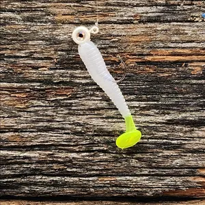 White/ Chart Ripshad White/ Chart Ripshad