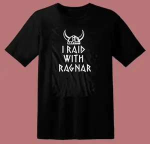 I Raid With Ragnar T-Shirt – Viking Helmet 80s Retro Graphic Tee, Vintage Norse Warrior Shirt
